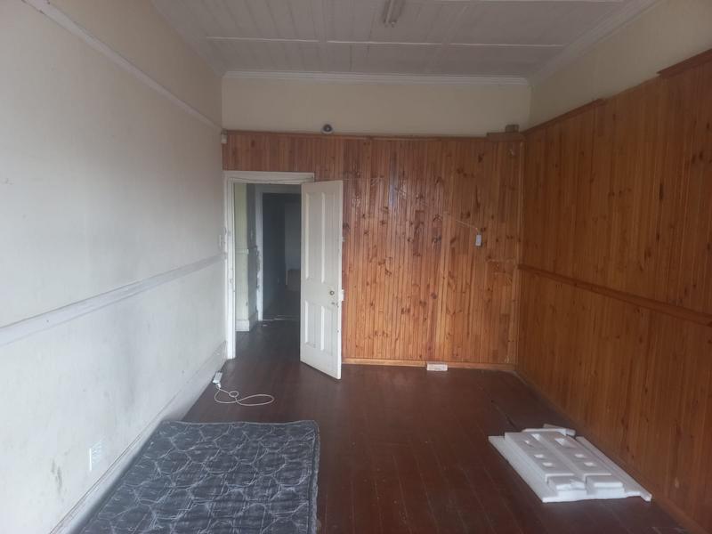 To Let Commercial Property for Rent in Sunnyside Eastern Cape
